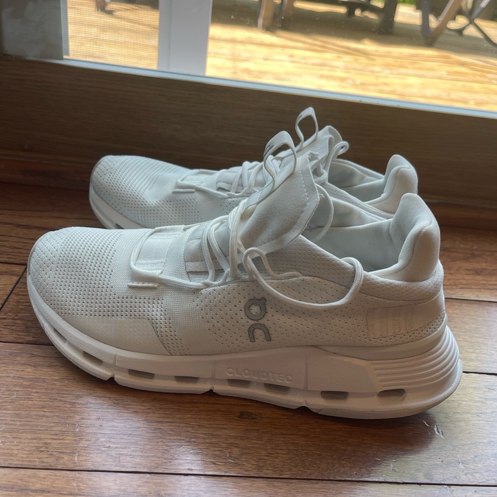 On Cloud Cloudnova women’s shoes